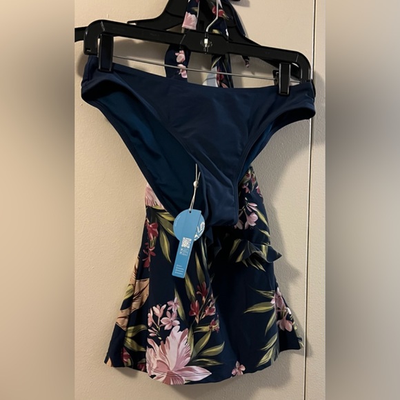 🆕 CUPSHE 2 PIECE NAVY TAKINI SWIMSUIT - Picture 3 of 10